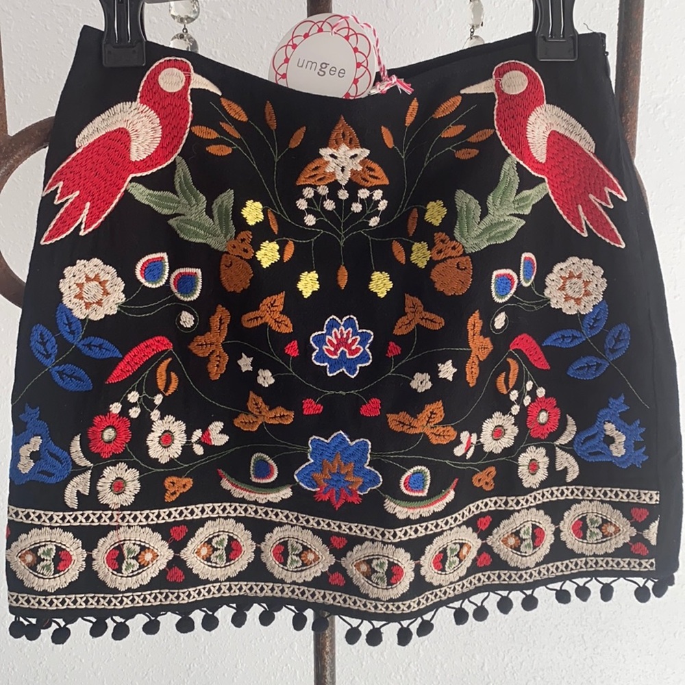 NWT Super Cute Umgee SzS heavily emb (front) skirt